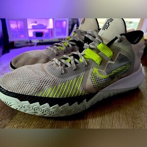 Nike Kyrie Flytrap 5 ‘White Volt’ Men’s size 13